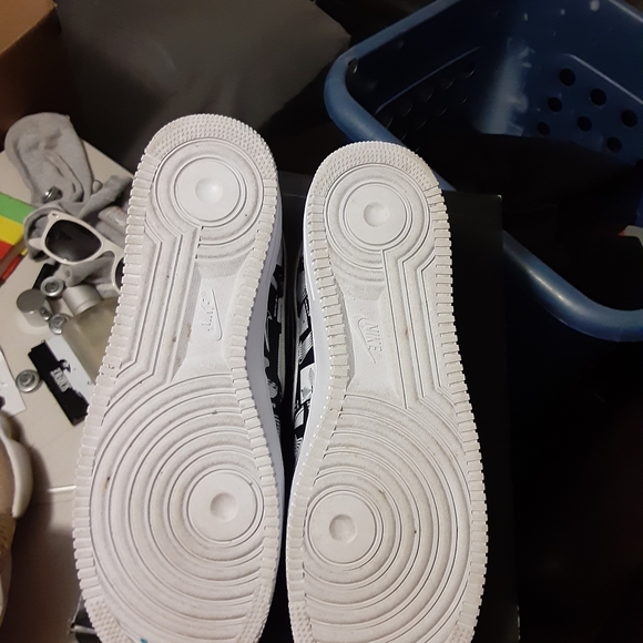 Nike Air Force 1 Worldwide - Picture 4 of 4